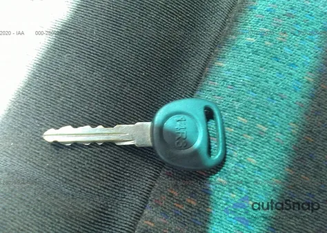 2000 Chevrolet Silverado 1500 Ls from USA, damaged, VIN 2GCEC19T4Y1243777